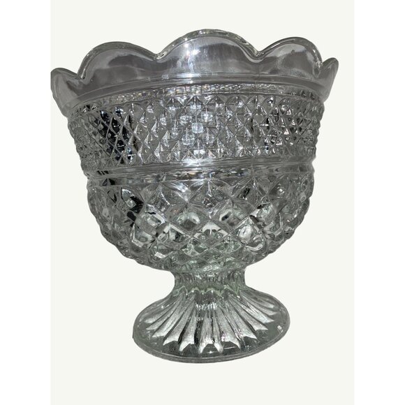Clear Cut Glass Pedestal Bowl 8" across 7" Tall, Scalloped Edge Vintage - Picture 13 of 14